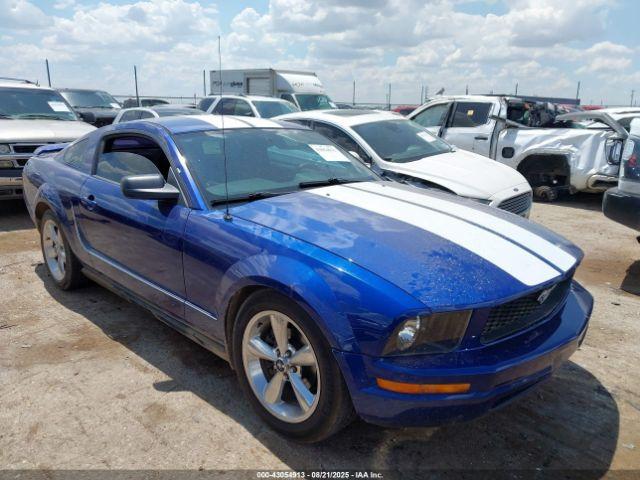  Salvage Ford Mustang