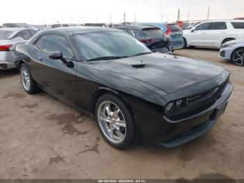  Salvage Dodge Challenger