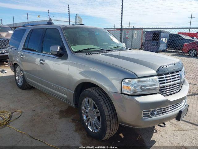  Salvage Lincoln Navigator
