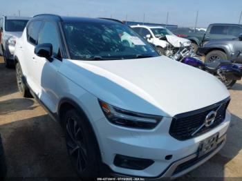  Salvage Volvo XC40
