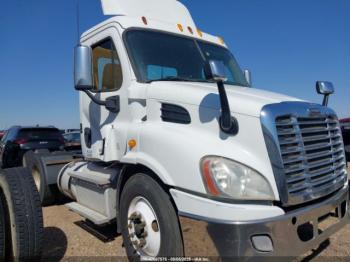  Salvage Freightliner Cascadia 113