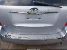Kia Sedona Image 4