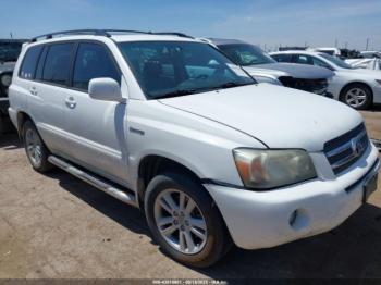  Salvage Toyota Highlander