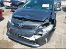 Toyota Prius v Five Image 2