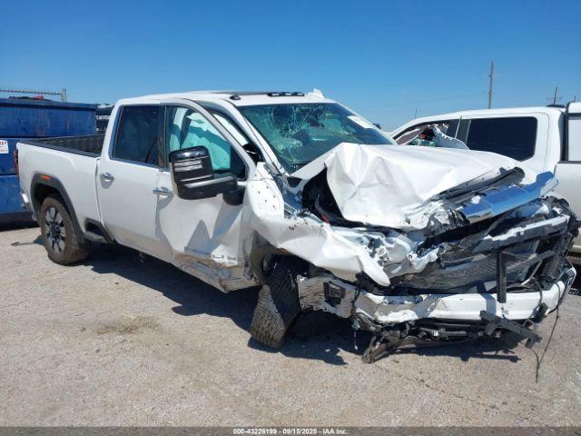  Salvage General Motors Sierra 2500HD