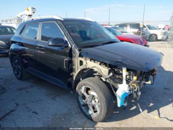  Salvage Hyundai VENUE