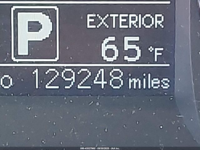 Toyota Sienna Le 8 Passenger Image 13