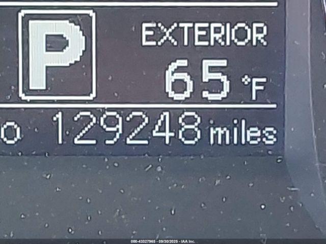 Toyota Sienna Le 8 Passenger Image 13