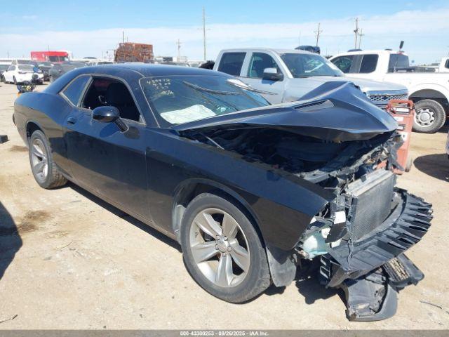  Salvage Dodge Challenger