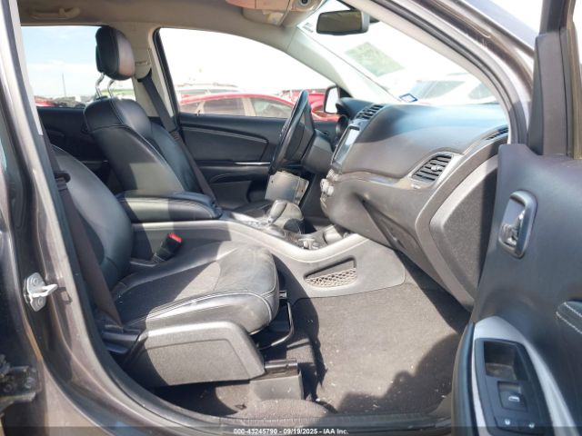 Dodge Journey Crossroad Awd Image 5