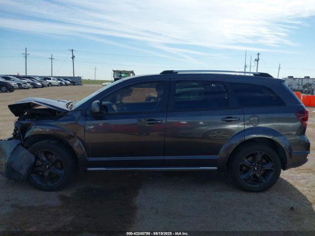Dodge Journey Crossroad Awd Image 15