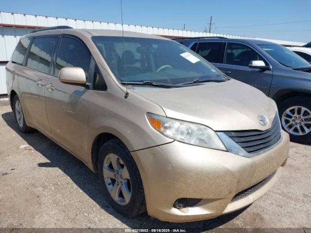 Toyota Sienna Le V6 8 Passenger Image 1