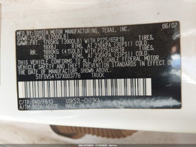 Toyota Tundra Sr5 5.7l V8 Image 13