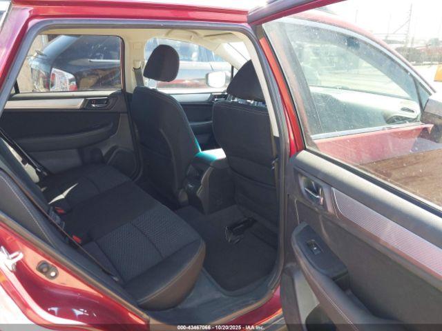 Subaru Outback 2.5i Premium Image 11