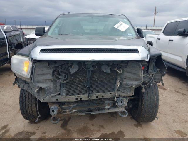 Toyota Tundra Sr5 5.7l V8 Image 7