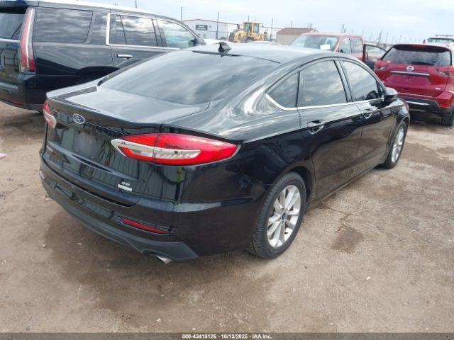 Ford Fusion Se Image 15