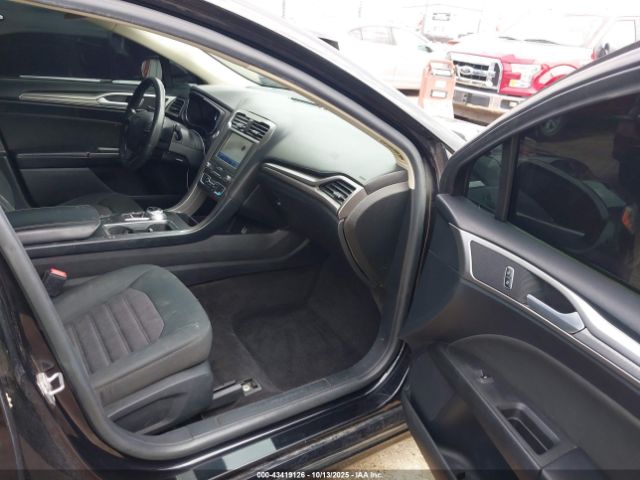 Ford Fusion Se Image 2