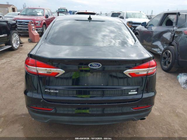 Ford Fusion Se Image 12