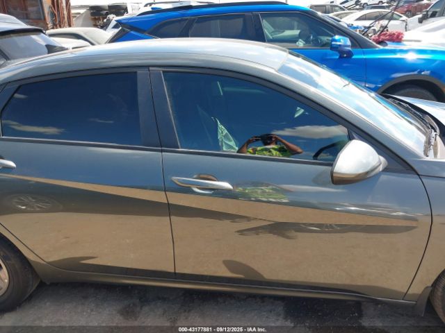 Hyundai ELANTRA Se Image 15