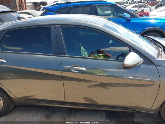 Hyundai ELANTRA Se Image 15