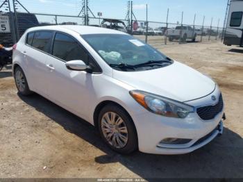  Salvage Kia Forte
