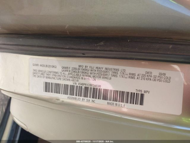 Subaru Outback 2.5i Image 10