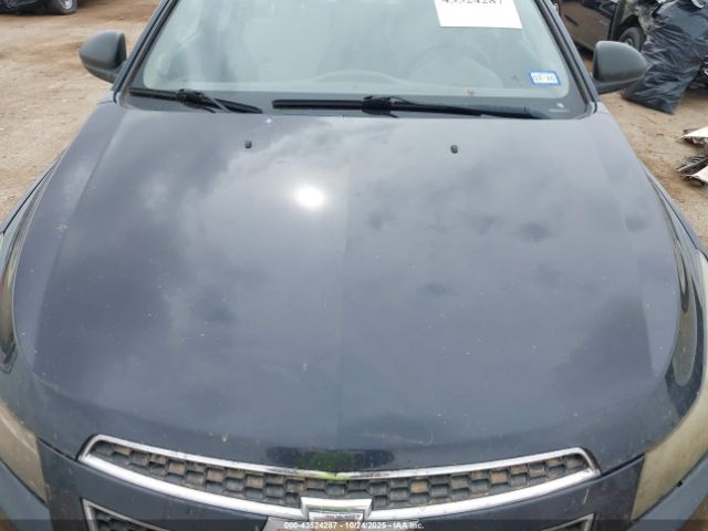 Chevrolet Cruze Ls Auto Image 6