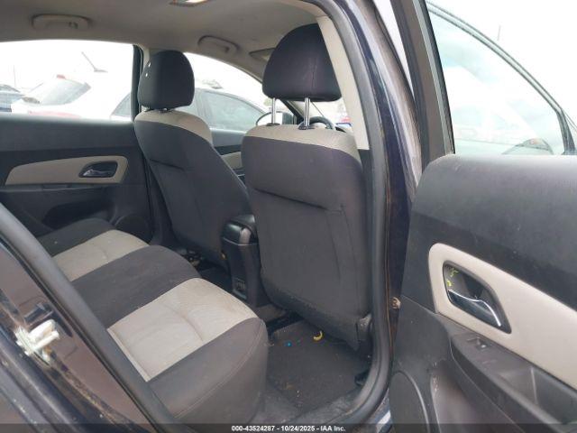 Chevrolet Cruze Ls Auto Image 7