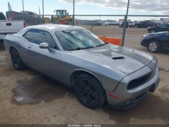  Salvage Dodge Challenger