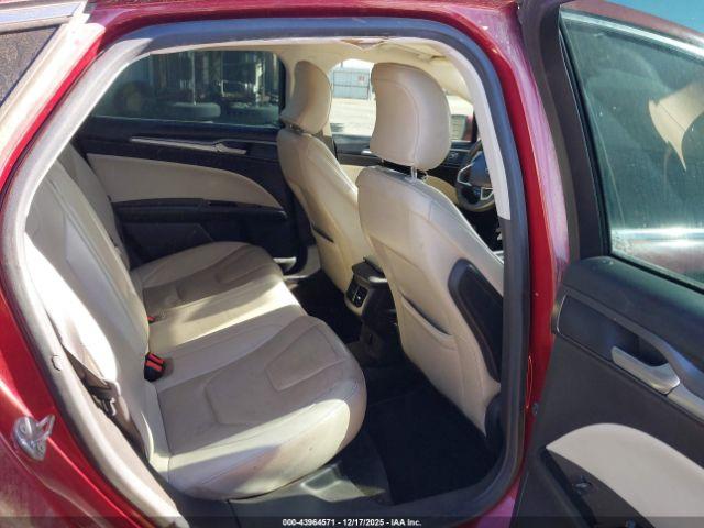 Ford Fusion Titanium Image 7