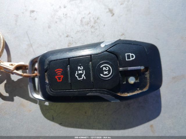 Ford Fusion Titanium Image 13