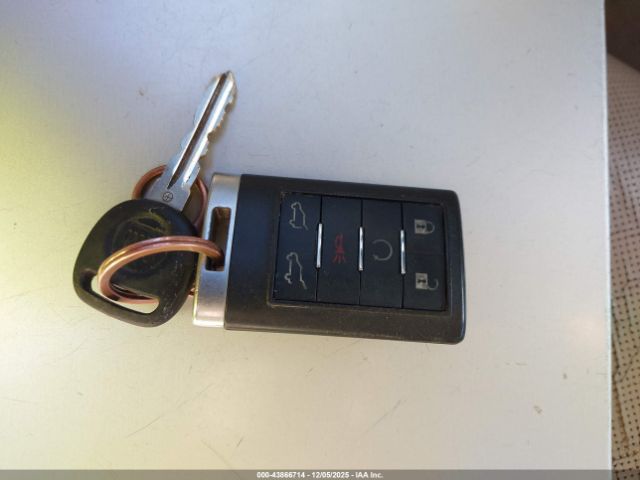 Cadillac Escalade Standard Image 13