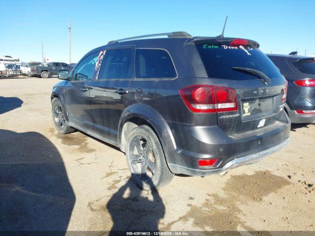 Dodge Journey Crossroad Image 3