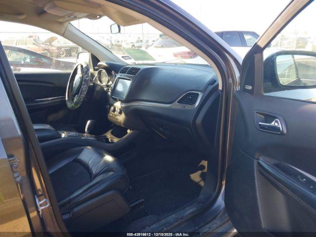 Dodge Journey Crossroad Image 6