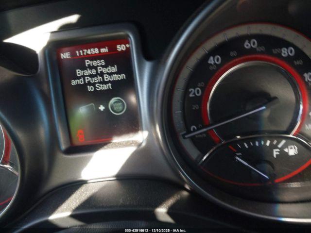 Dodge Journey Crossroad Image 5