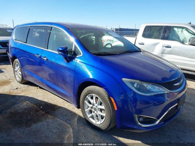  Salvage Chrysler Pacifica