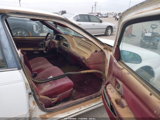 Ford Taurus Gl Image 11