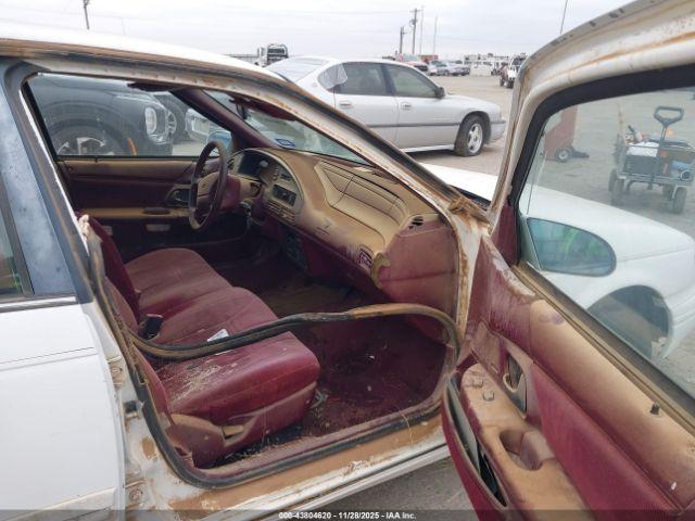 Ford Taurus Gl Image 11