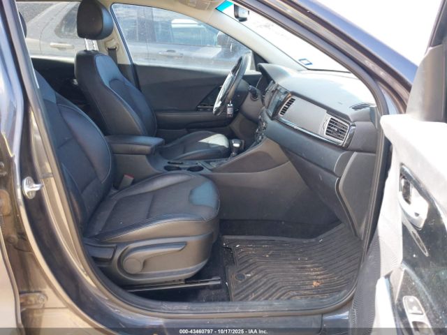 Kia Niro S Touring Image 11