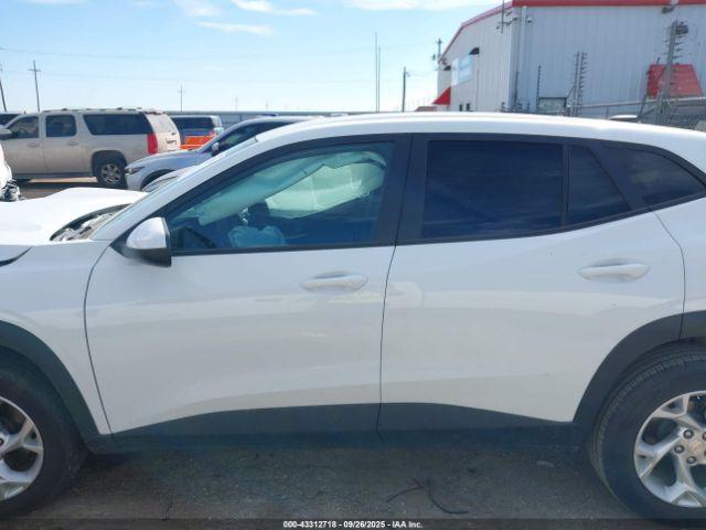 Chevrolet Trax Fwd Ls Image 4