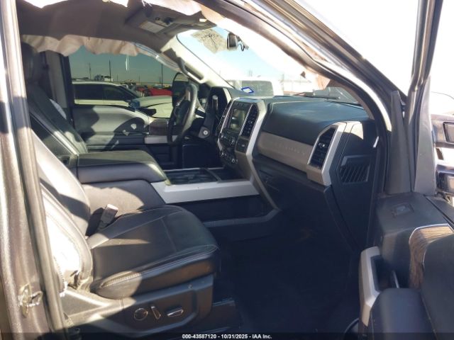 Ford F-250 Lariat Image 10