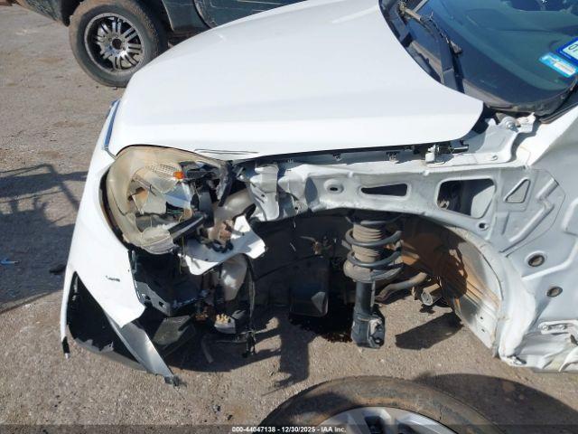 Chevrolet Equinox Lt Image 19