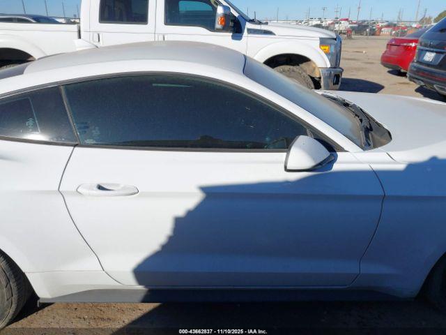 Ford Mustang Ecoboost Fastback Image 7