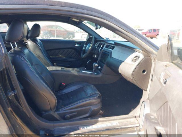 Ford Mustang Image 15