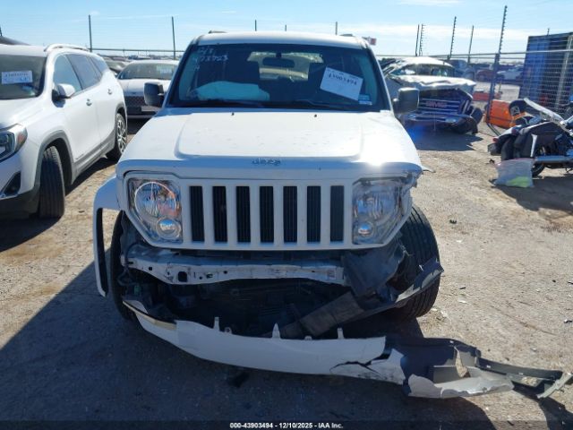 Jeep Liberty Sport Image 14