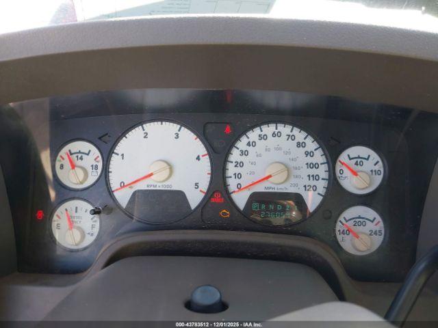 Dodge Ram 3500 Laramie Image 3