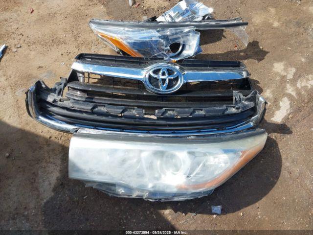 Toyota Highlander Xle V6 Image 5