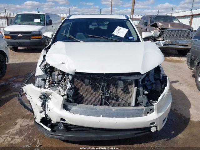 Toyota Highlander Xle V6 Image 3