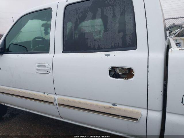 Chevrolet Silverado 1500 Lt1 Image 2