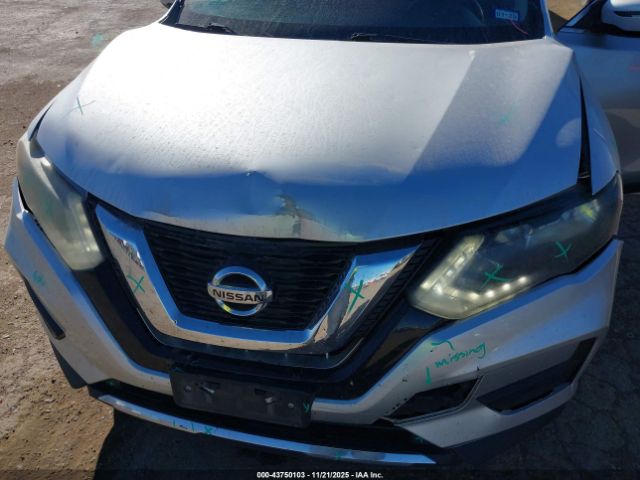 Nissan Rogue Sv Image 2